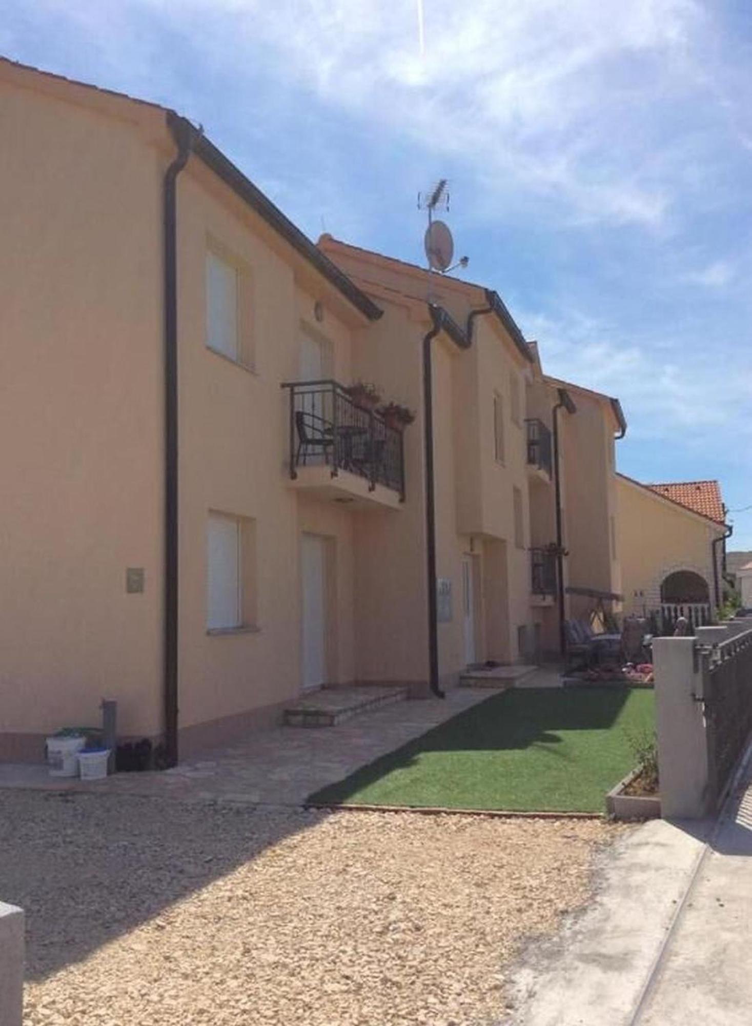 Sukošan Apartments Lipovica מראה חיצוני תמונה